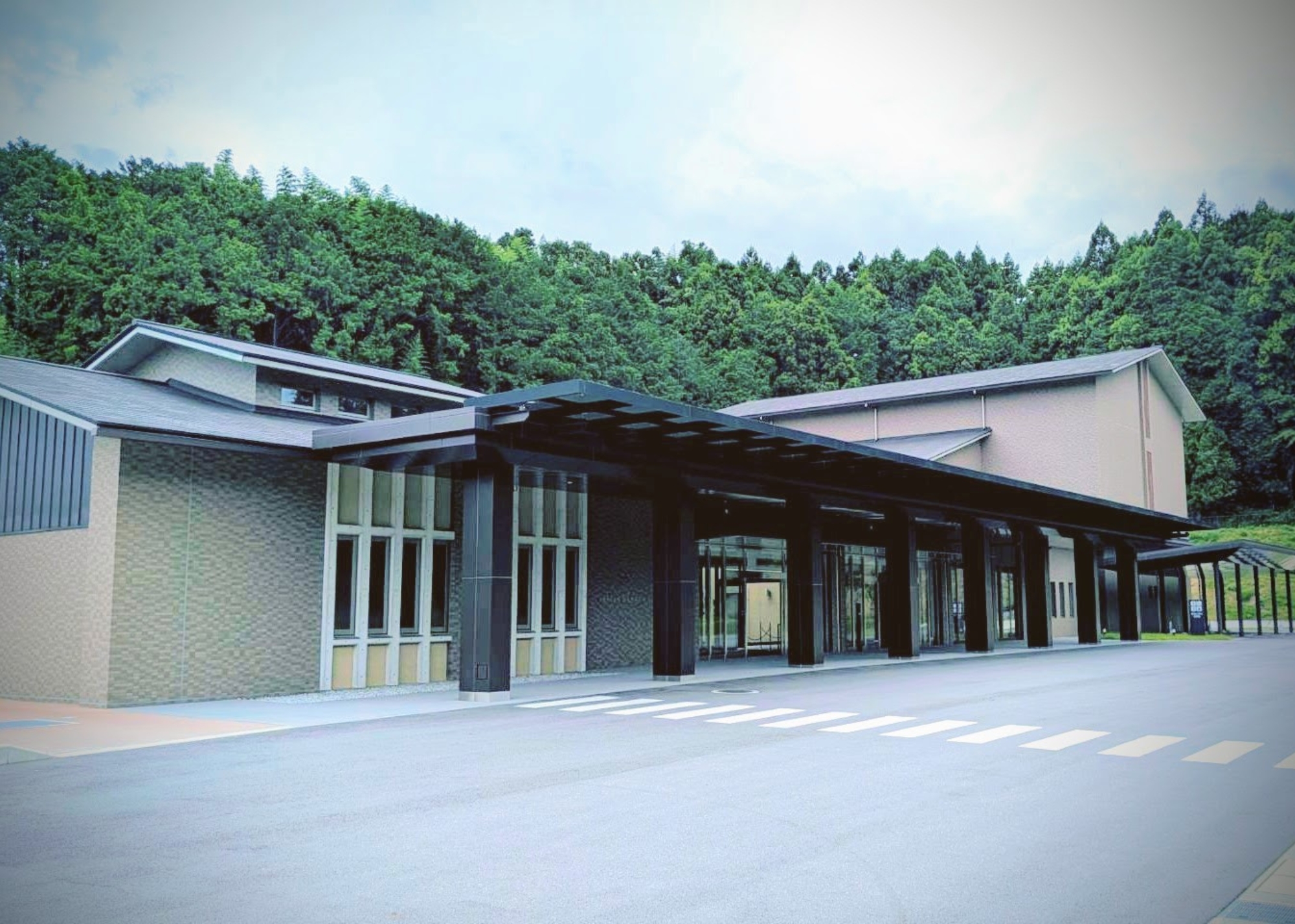 かもきみの杜（御所市営斎場）