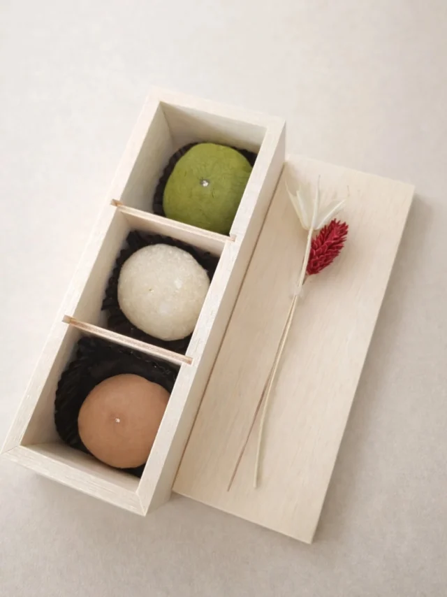 旦那の誕生日という名目でこっそり買ったチョコ大福セット❤⁡
⁡ ⁡
⁡そないに詳しくは書いてないけど、詳細はブログに書いてみたよ😊⁡⁡(どないやねん)⁡
⁡ 
⁡今年初ブログやねんけど、特に気合いの入っていないブログとなってます(どないやねん)
⁡ @tsunagu.sou.nara より⁡
⁡ ⁡
⁡